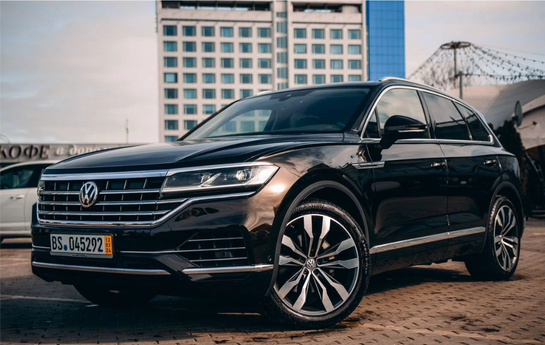 Volkswagen Touareg 3.0 AT, 2019